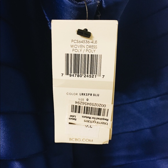 NEW w/ tags - BCBG Max Azria Halter Dress - size 0 - Picture 6 of 6